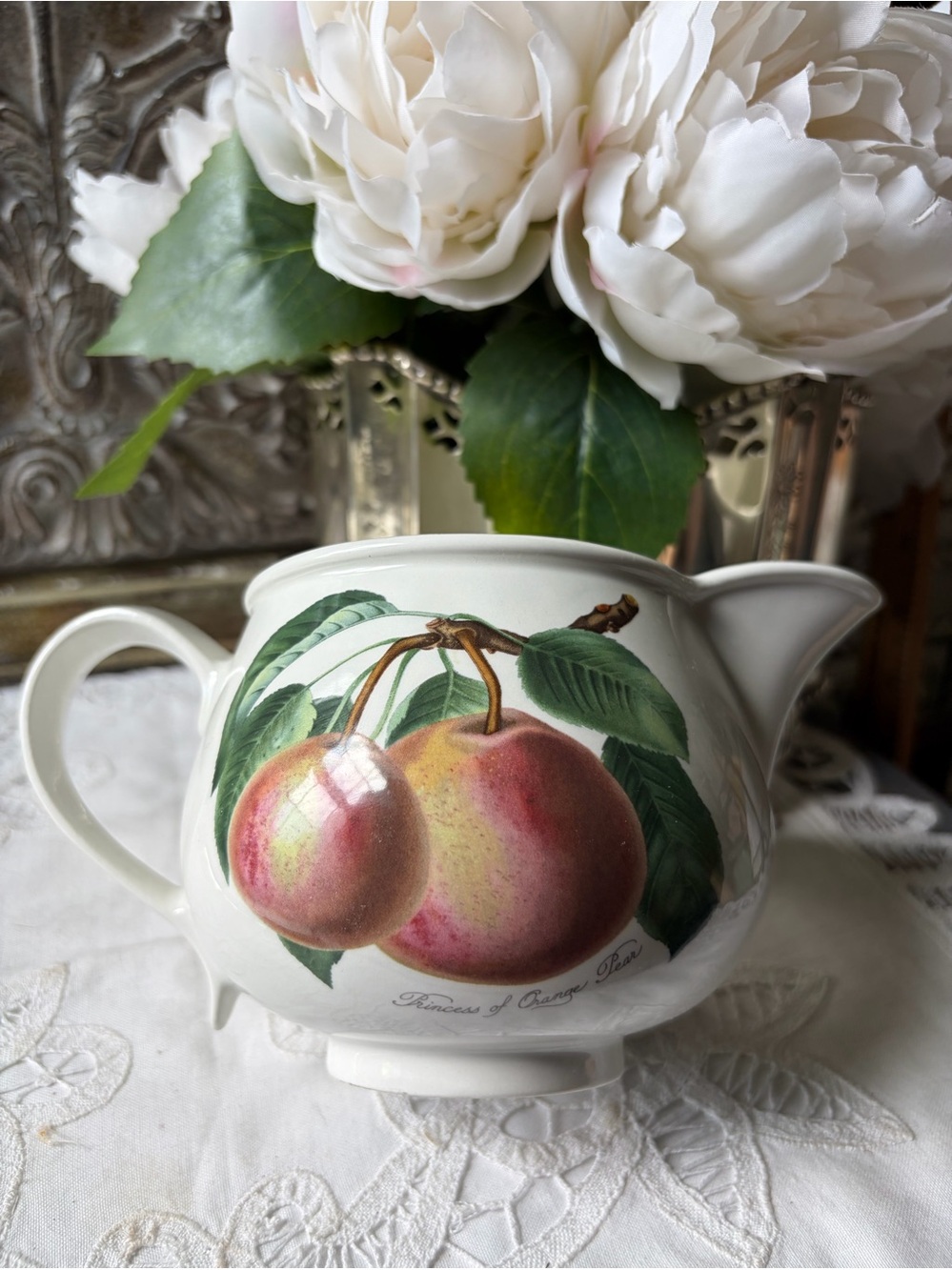 PORTMEIRION Vintage Ceramic Fruit Pitcher Creamer Orange pear
Vintage